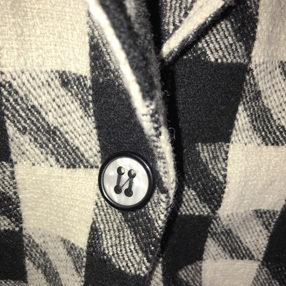 Checkered Jacket - Picture 2 of 10